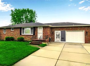 162 Nagel Dr, Cheektowaga, NY