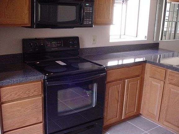 New Kitchen and stove