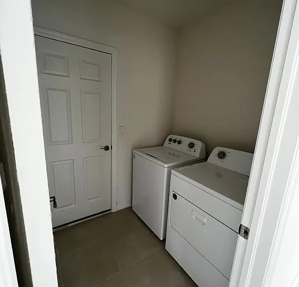 3202 74th St W — Photo 10