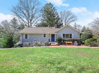 8 Cross Hwy #B, Westport, CT 06880