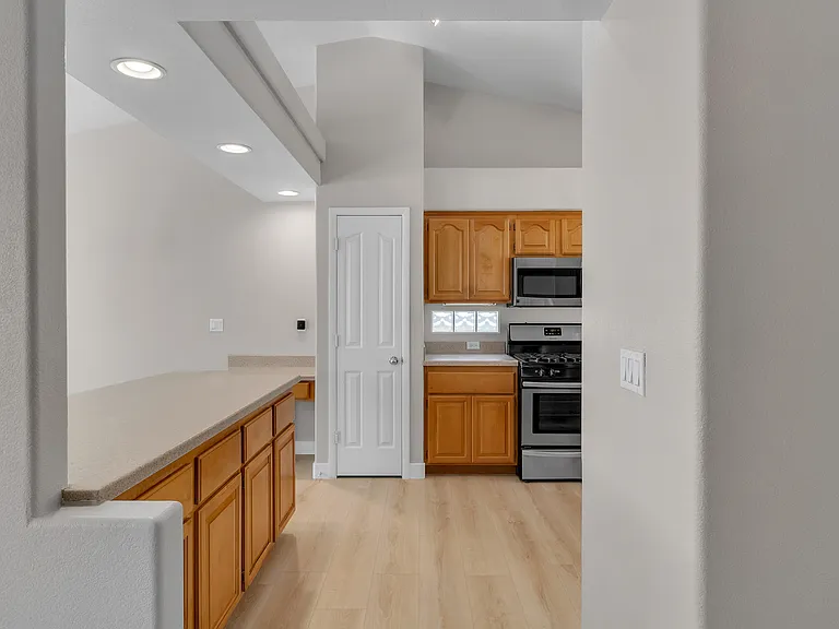 1568 Lamplight Village Ln — Photo 7