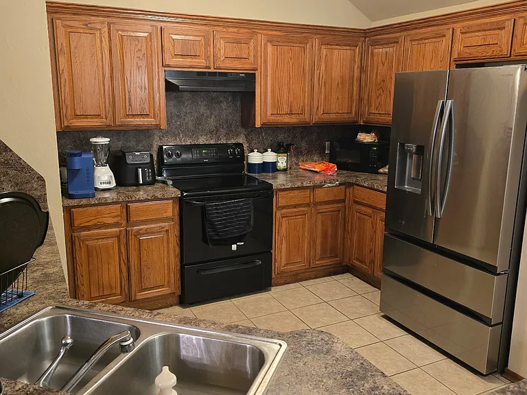 1204 Clover Rd — Photo 3