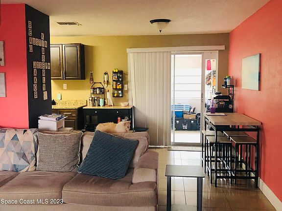 3rd image of 555 Mendel Ln