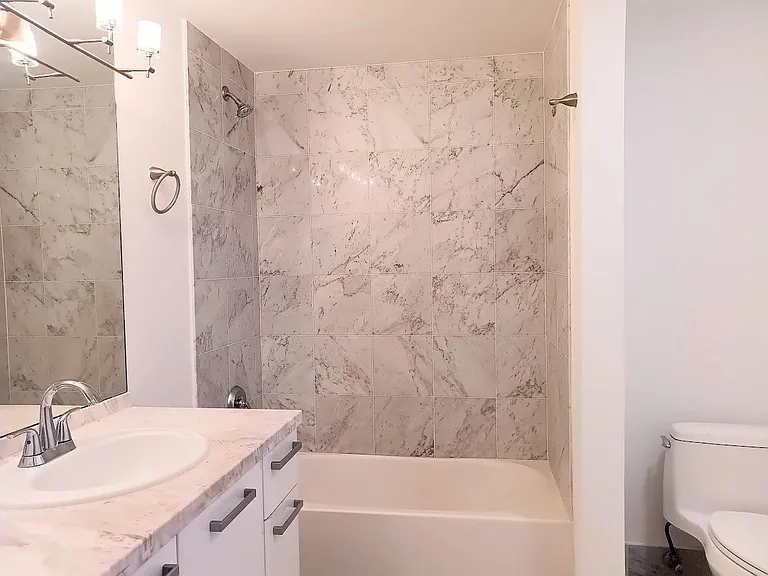 253 NE 2nd St #221 — Photo 8