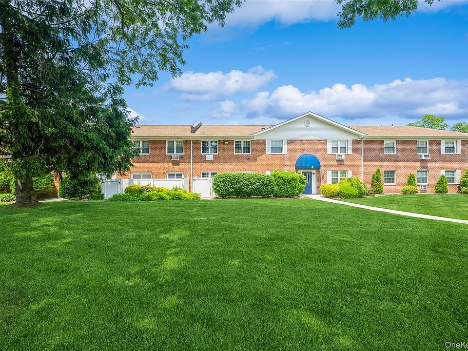 1st image of 460 Old Town Road #8J