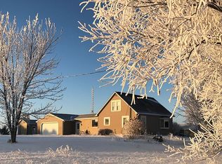 17831 130th St, Rockwell, IA 50469