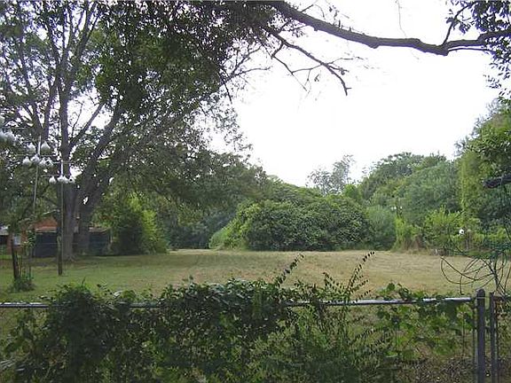 4th image of 2605 Willena Ave