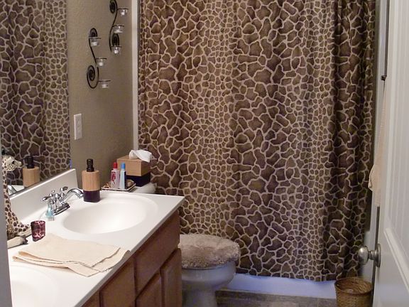 Upstairs Guest Bathroom