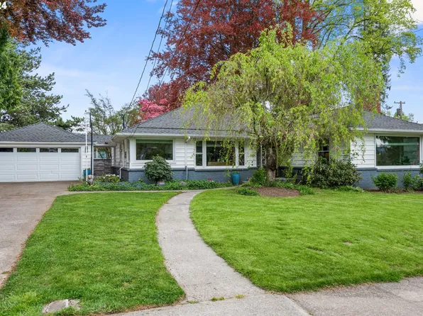 8120 SW 8th Ave, Portland, OR 97219