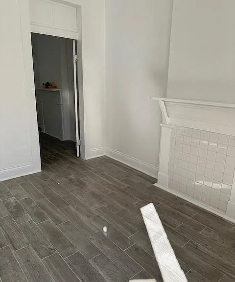 2413 3rd St — Photo 3