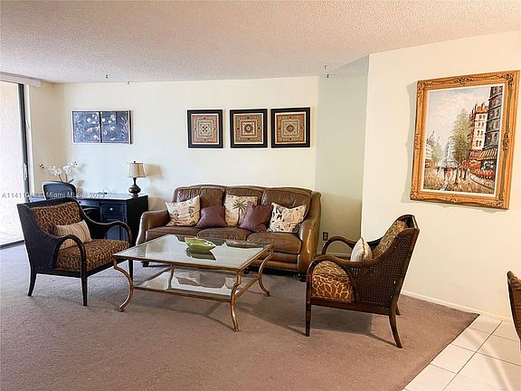 3rd image of 3800 N Hills Dr APT 206