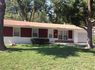 330 Maple St, Liberty, MO 64068