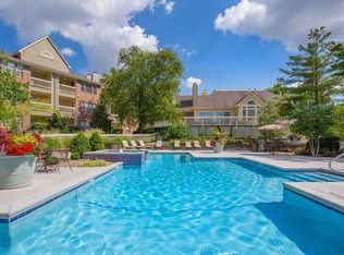 12490 Quivira Rd #1220, Overland Park, KS 66213