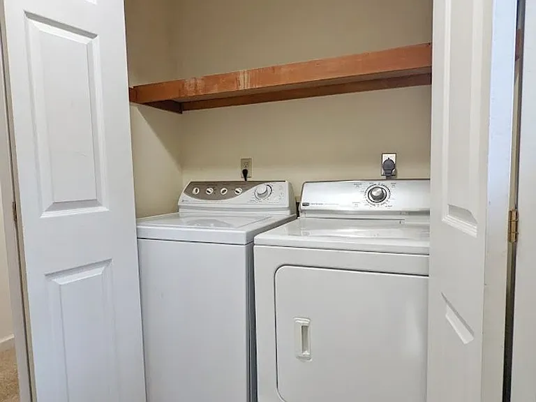 4513 Chelsea Ct — Photo 12
