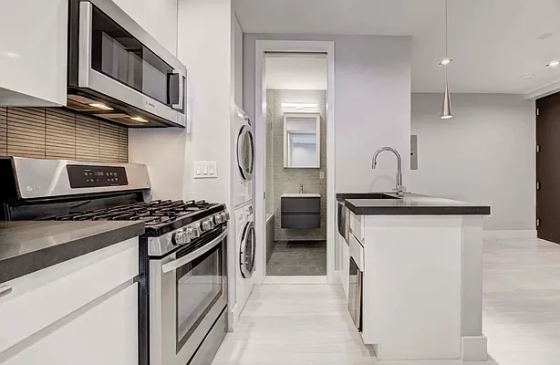 Rented by REAL New York | media 8