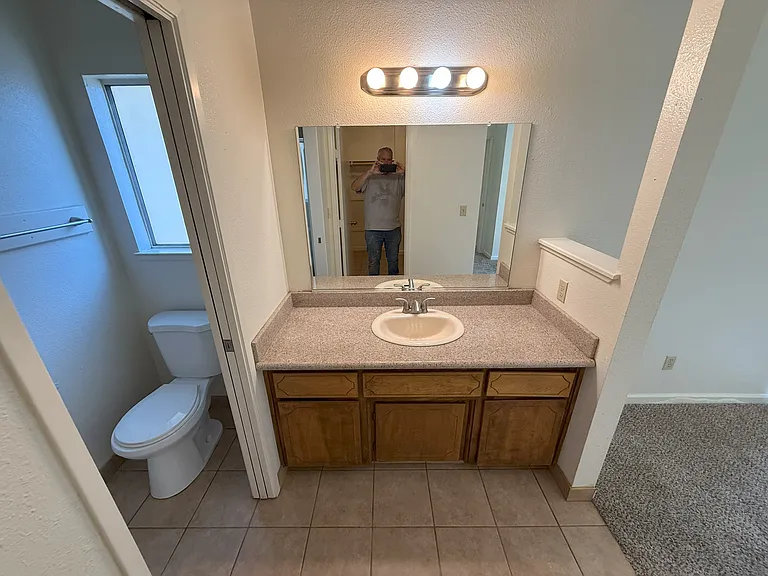 3821 Monteview Dr — Photo 16