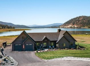 122 Sabrea Shores Rd, Sagle, ID 83860