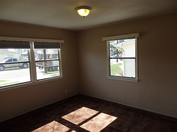 Spry Front Bedroom_02202015