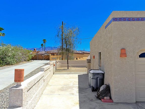 3rd image of 2473 Venturer Ln