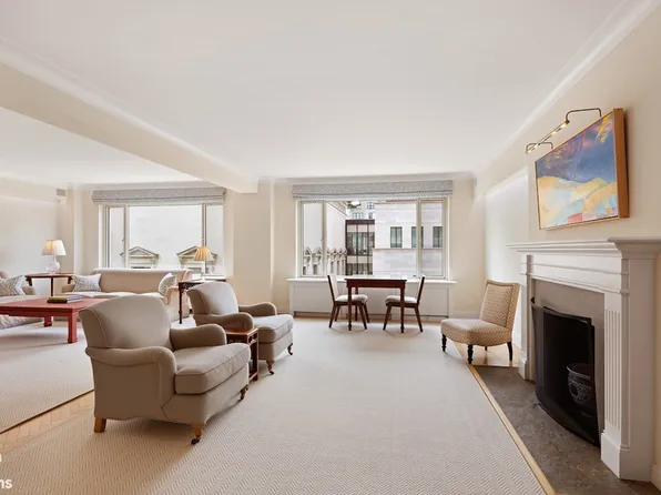 3 East 71st Street 7/8C image 3 of 14