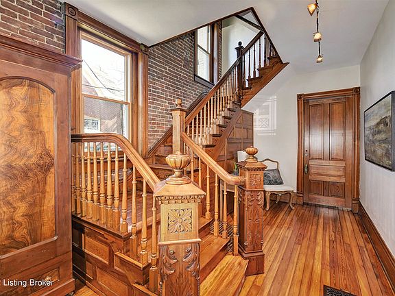 4th image of 1840 Sherwood Ave