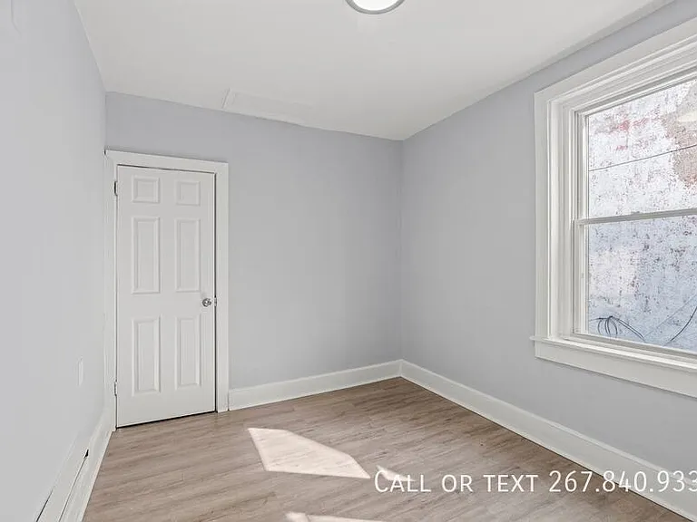 129-131 E Roosevelt Blvd #131.3 — Photo 6