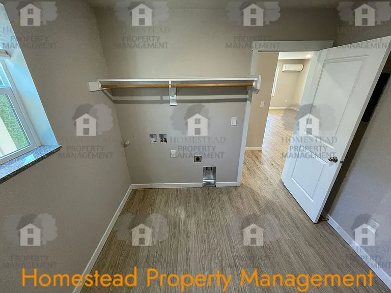 351 N Broad St #1-4 — Photo 9