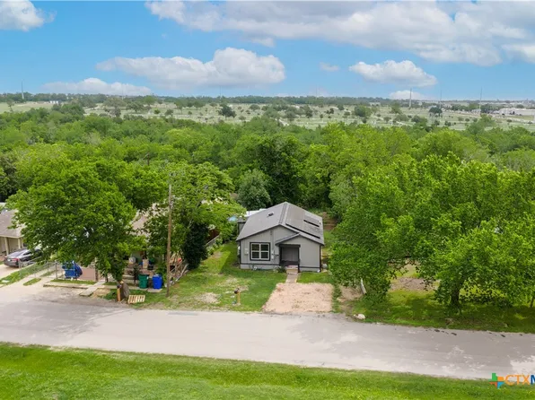604 Burkett St, Taylor, TX 76574