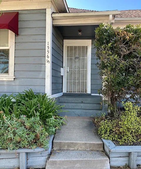 1556 1/2 Monterey St #1556 — Photo 1