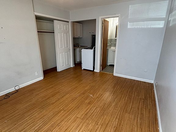 4th image of 89-91 Jetland Pl #93