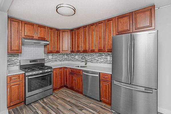 1st image of 24-20 31st St #F