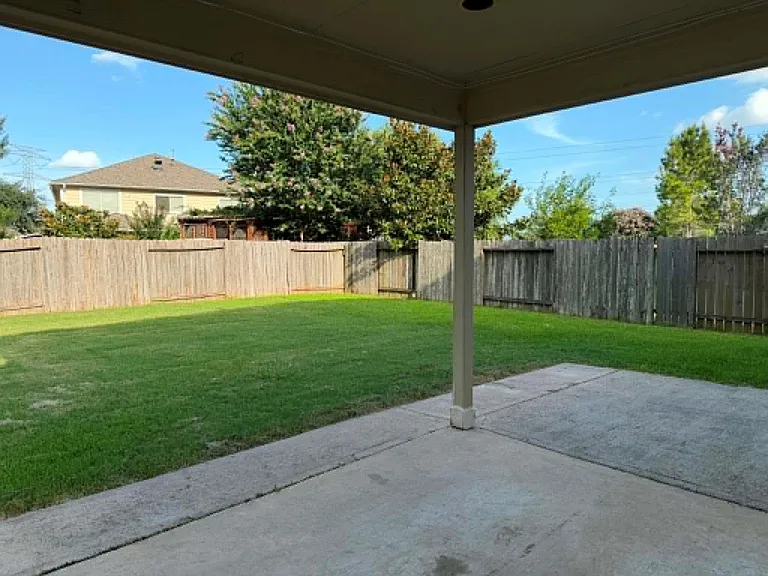 11030 Knobbley Oak Ct — Photo 14