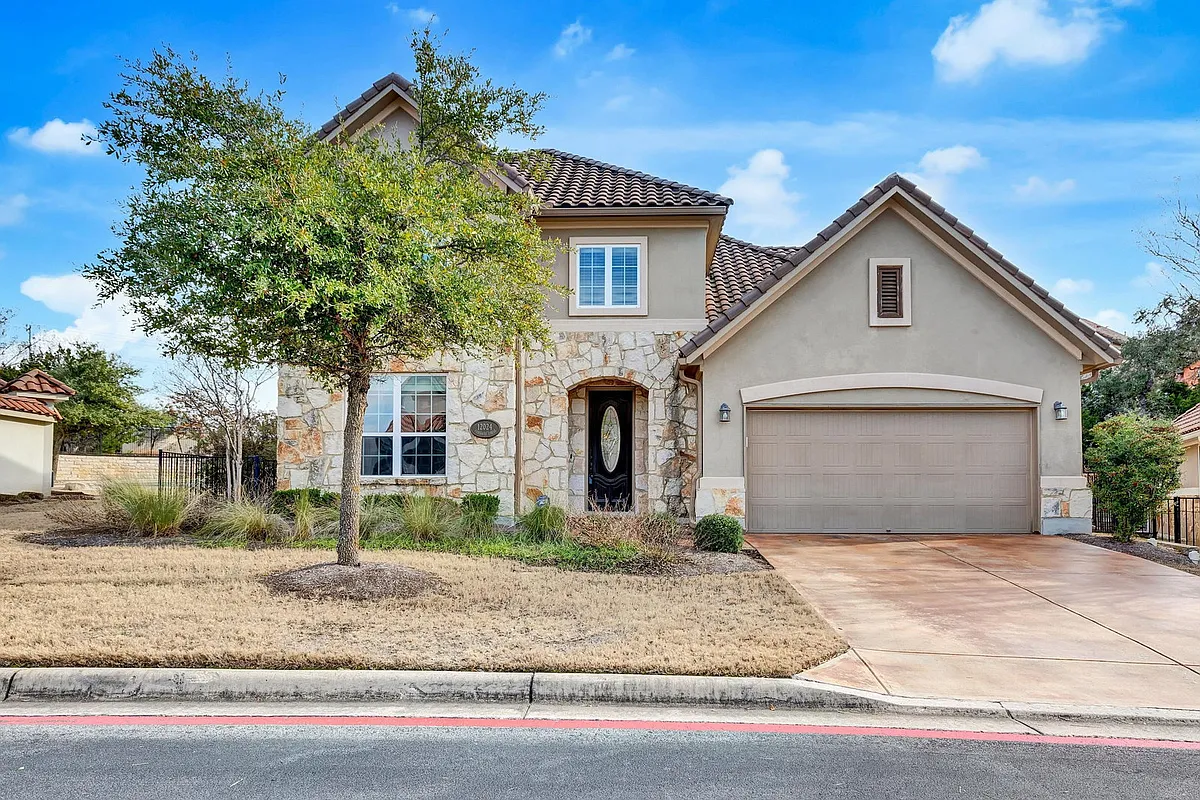 Building Photo - 12024 Versante Cir #41