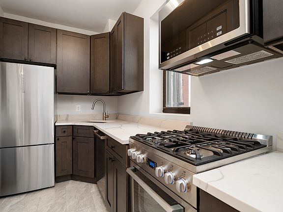 4th image of 355 E 78th St #2F