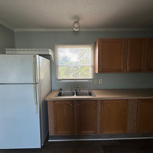 1st image of 221 Riggs Rd #212