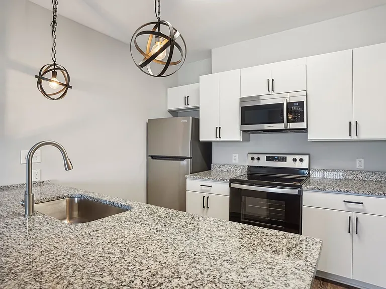 600 Station Square Apartments — Photo 15