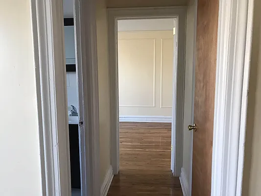 Rented by Edward Gugenheim, LREB | media 16