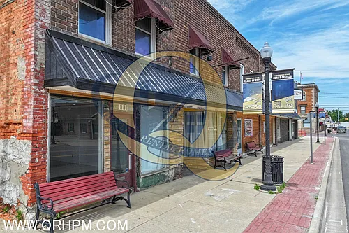 111 N Shiawassee St Photo 1