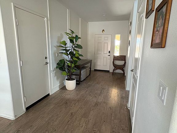 3rd image of 44428 Melkesian Blvd