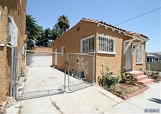 4th image of 1143 W 95th St