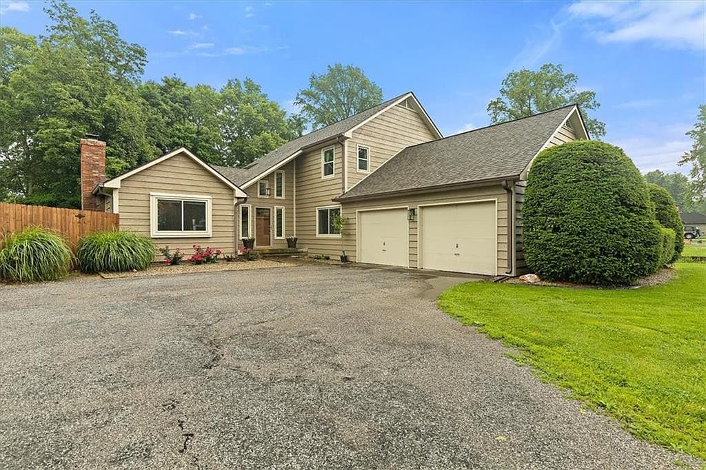 8950 N Timberlane Dr, Fountaintown, IN 46130 Zillow