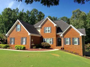 210 Shoreline Dr, Fayetteville, GA 30215