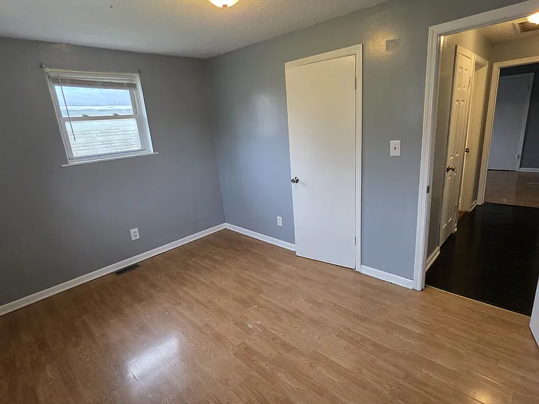 5036 Miller St — Photo 7