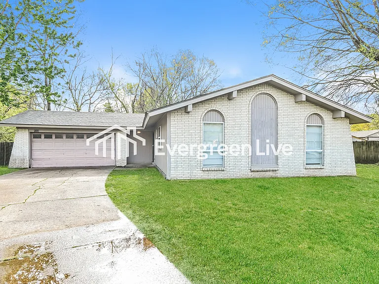 5323 Sunnyside Cv — Photo 1