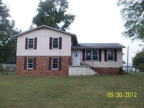 1st image of 108 Oakview Ct