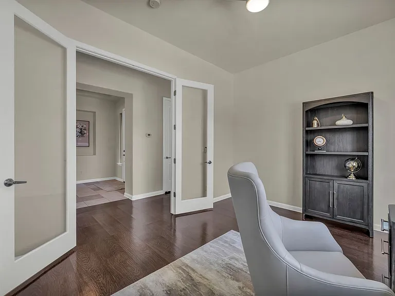 6328 Windy Meadow Dr — Photo 24