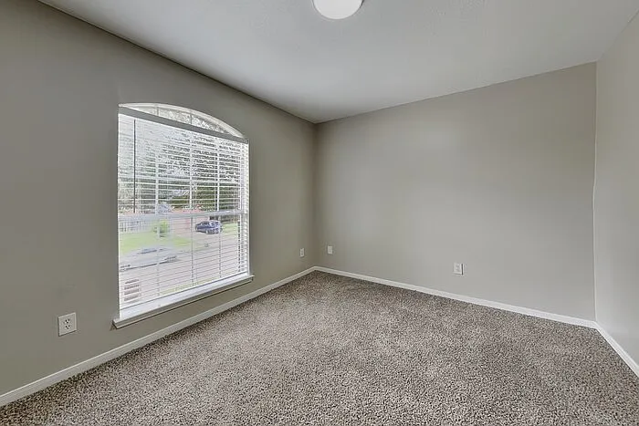15535 Downford Dr — Photo 13