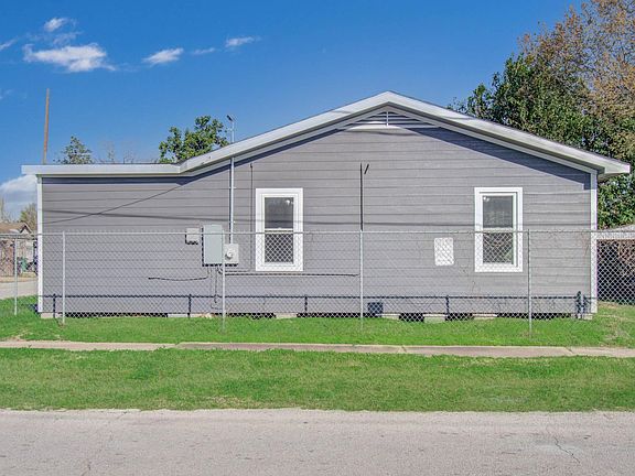 5th image of 3802 Ranch St