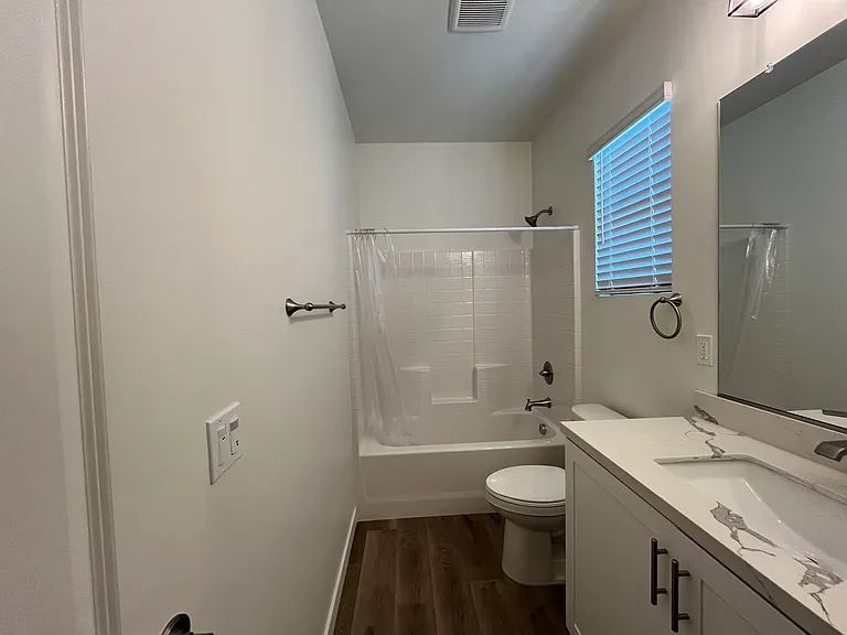 1715 Terrace Hill Dr — Photo 27
