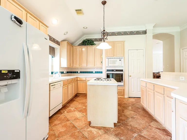 1723 Teal Brook Ln — Photo 11